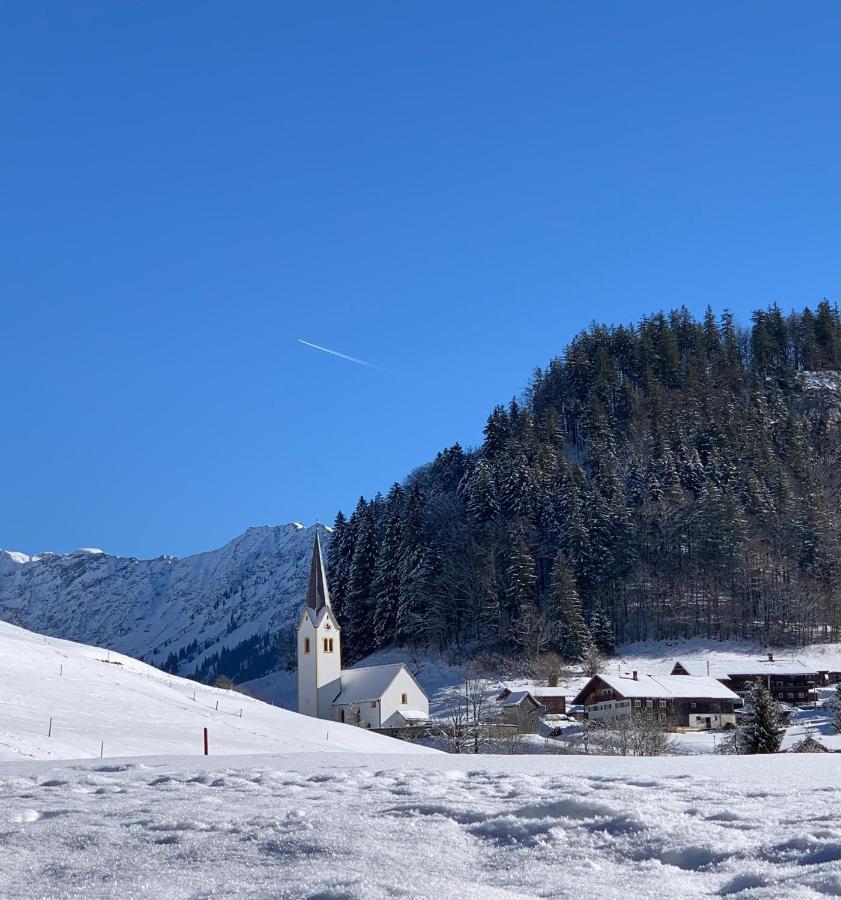 Alpenlaendischer Chic Oberstdorf Bagian luar foto